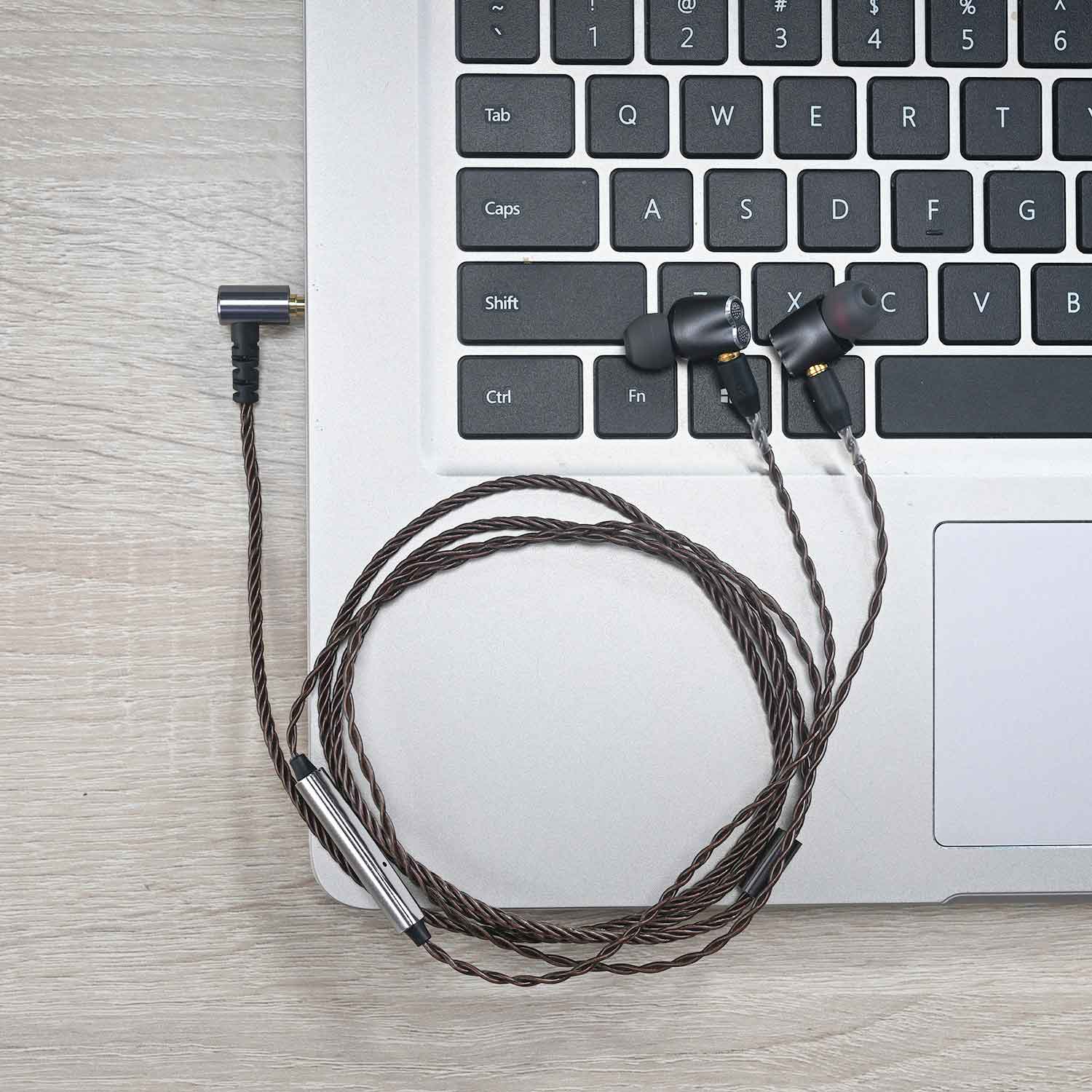 UNCJC Cyfrowe słuchawki przewodowe MMCX robić usbc DAC Słuchawki odpowiednie dla iPhone z wtyczką USB c Odłączane otwory kabli Słuchawki douszne typu C