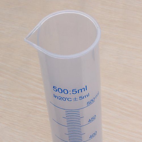 500 ml Plastic Transparent graduated tube.