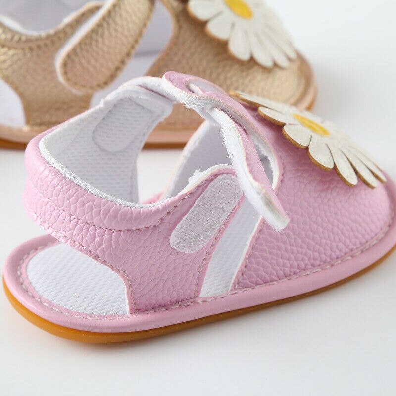 Zapatos de princesa para bebés y niñas, sandalias de verano con suela suave de flores para niño de cuna, Botines de cuero PU con girasol