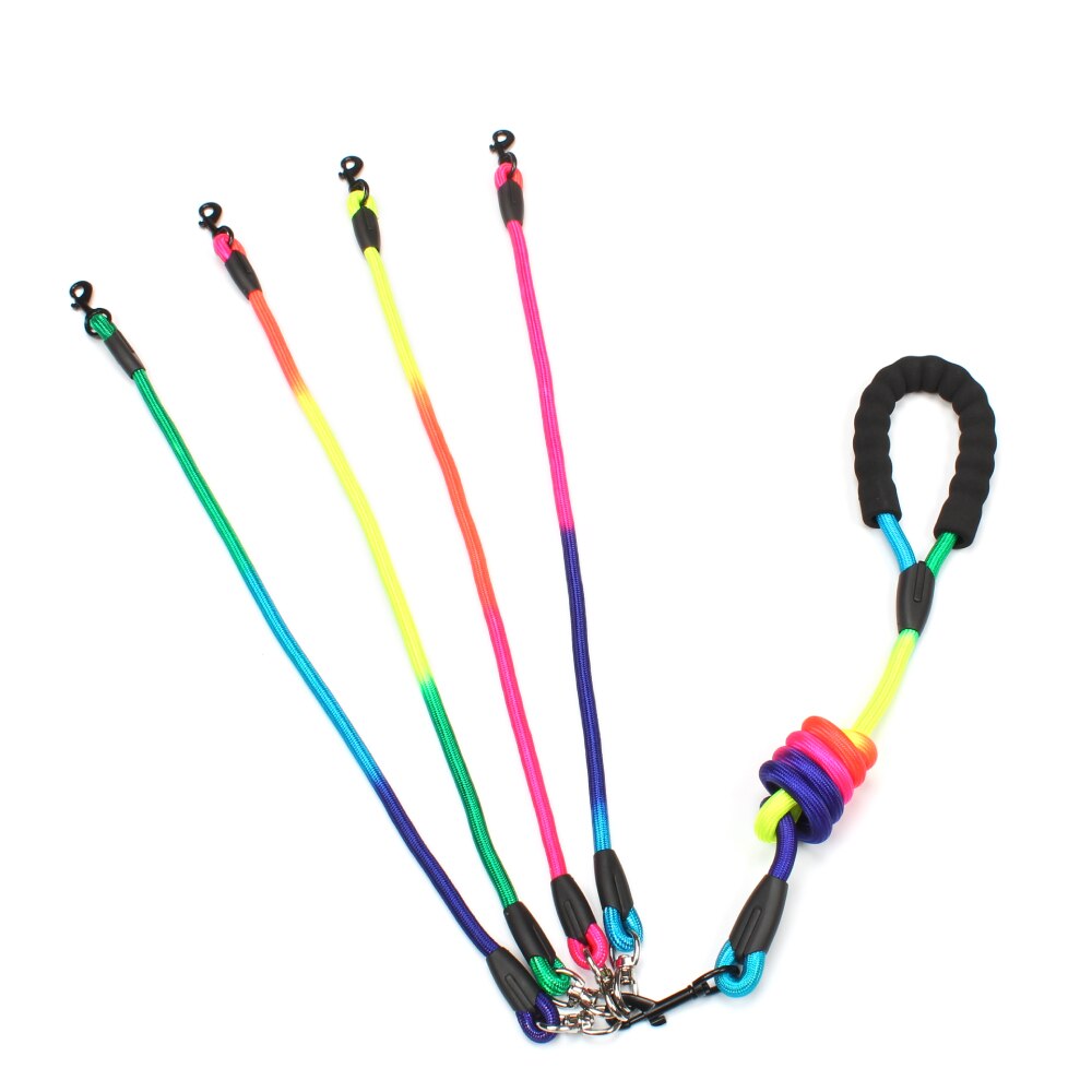 Rainbow Multi Honden Leash Nylon Afneembare Huisdier Lood Foam Handvat 1 Leash Voor 2 Of 3 Of 4 Honden ronde Trekkabel Hond Levert: Four dog leash