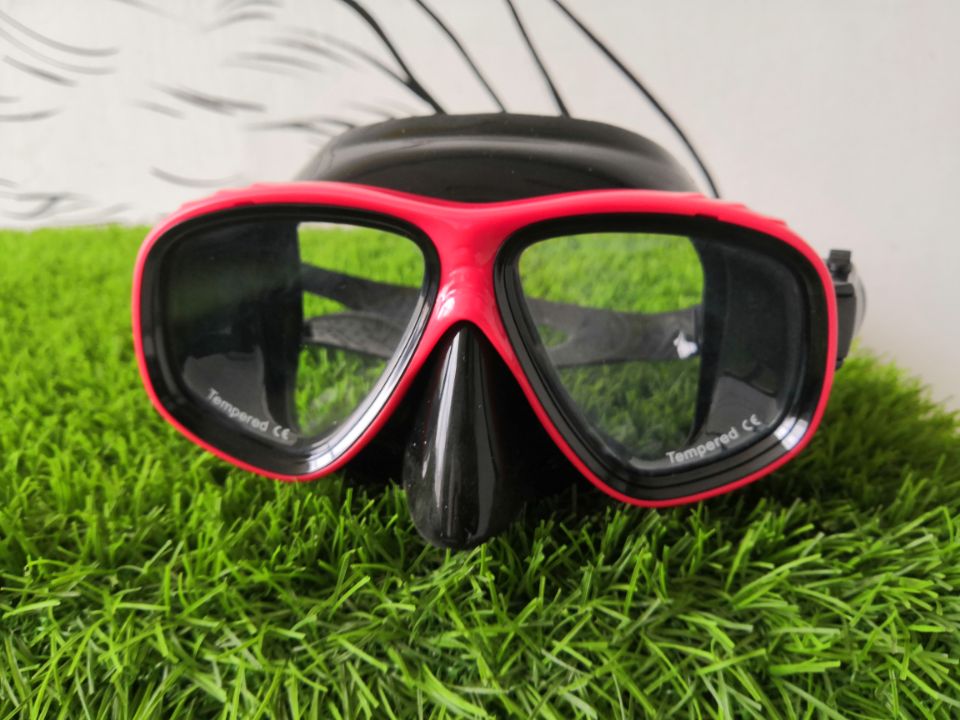 Professionele Snorkeluitrusting Adult Duiken Masker Ergonomisch Siliconen Duikbril Dubbele Waterdichte Anti-Fog Duikbril: MK-402