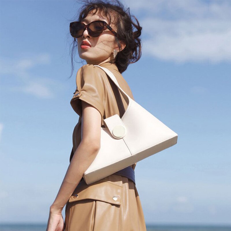 French Style Women's Underarm Small Handbags Simple Single Shoulder Bags Hasp Solid Leather Female Spring Trendy Bags