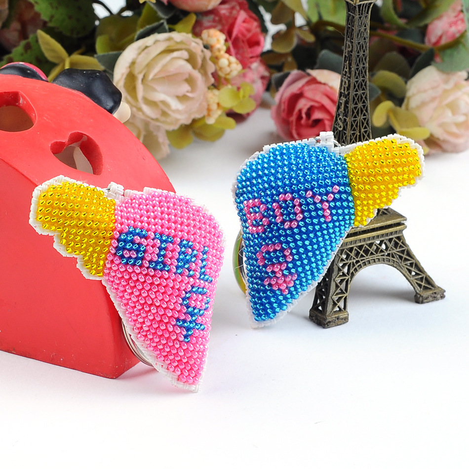 Dekoration bil nøgleringskæde tilbehør stemplet håndværk diy trykt korssting-sæt broderi sting-perle håndarbejde  y099-100