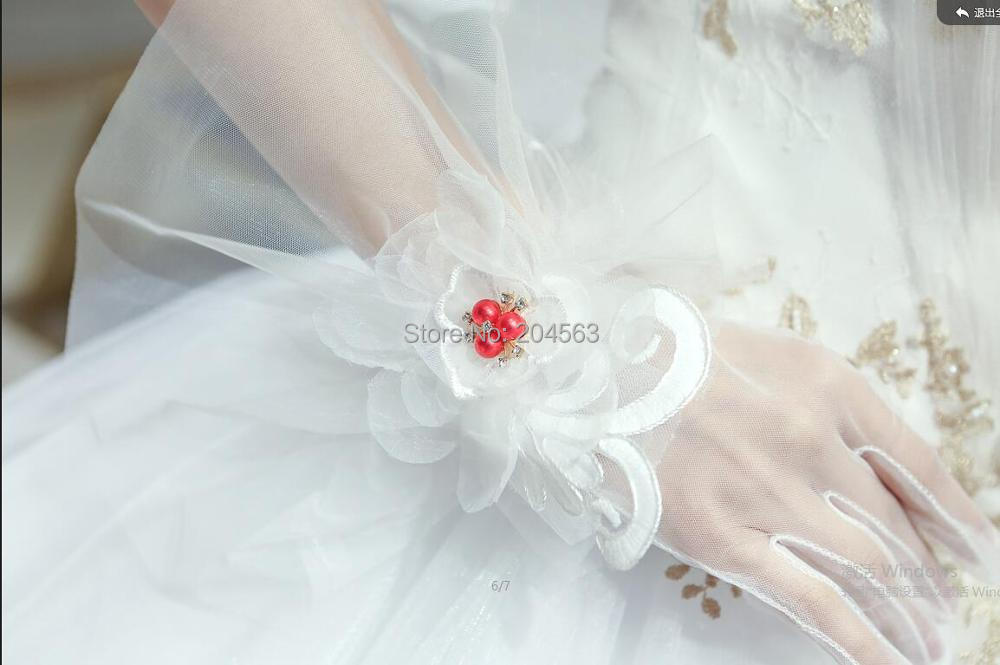 Romantic Wedding Party Finger Gloves Short Bridal Gloves with Red Beads
