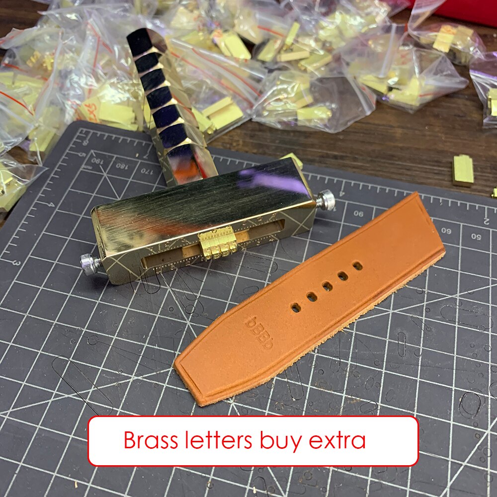 Rcidos Messing Letters Houder, Hand Hamer Stempel Flexibele Letters Armatuur, Fit Te Movego Letters