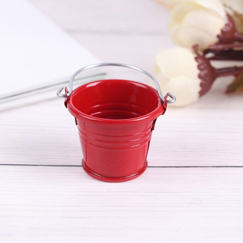 1/12 Scale Dollhouse Miniature Kitchen Garden Water Bucket Pail Furniture Decoration Accessory: RD