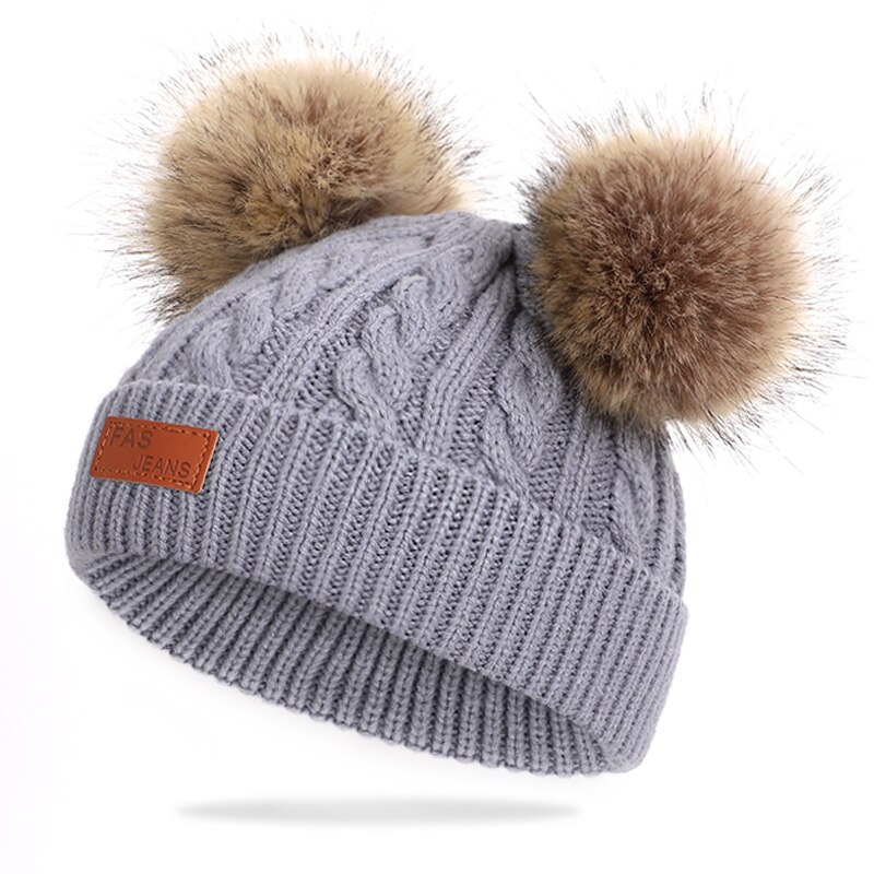 Cute baby child winter cotton hat outdoor leisure hair ball knit hat boy girl label thickening comfortable baby hat: Gray