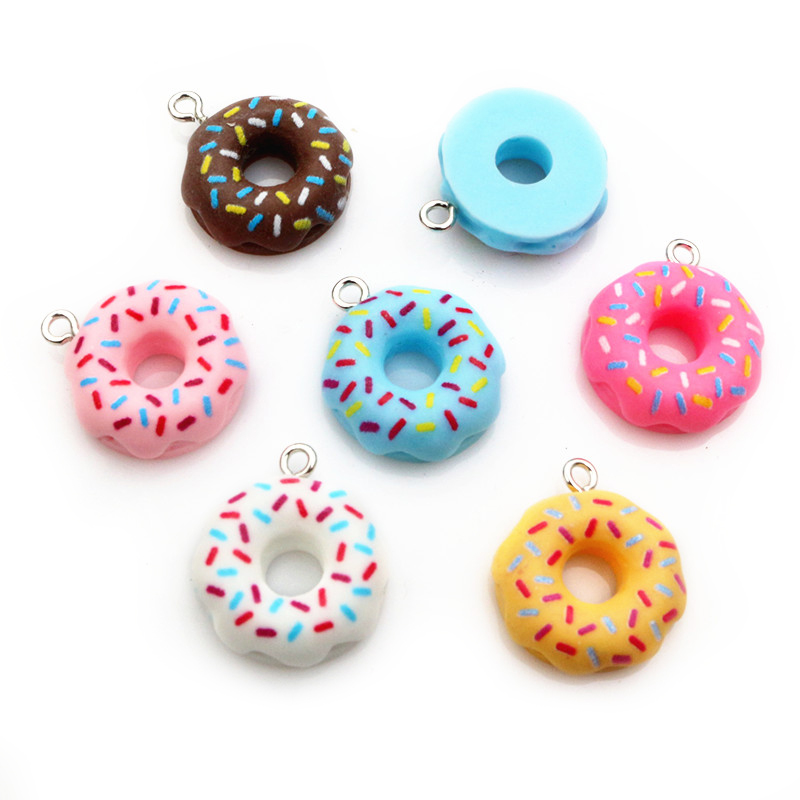 10Pcs colores aleatorios variados estrella corazón pastel amuletos resina brillo lindo collar llavero colgante DIY llavero haciendo Accesorios