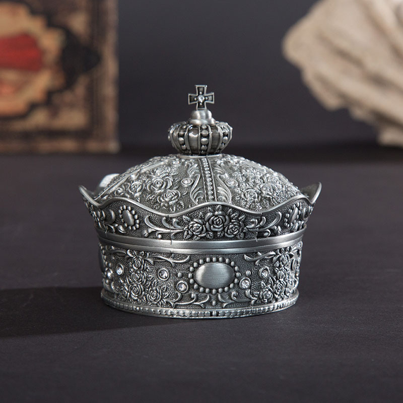 Caja de joyería de Metal con forma de corona, arte de decoración Vintage para el hogar, flor Rosa tallada, organizador de cuentas, almacenamiento de , 4 tamaños