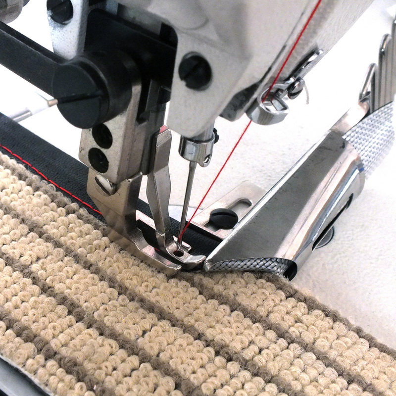 JUKI JACK Industriële loopvoet Naaimachine Wikkelen Naaivoet Dik materiaal Trekvat Plooien Tape Bindmiddel Brede mond