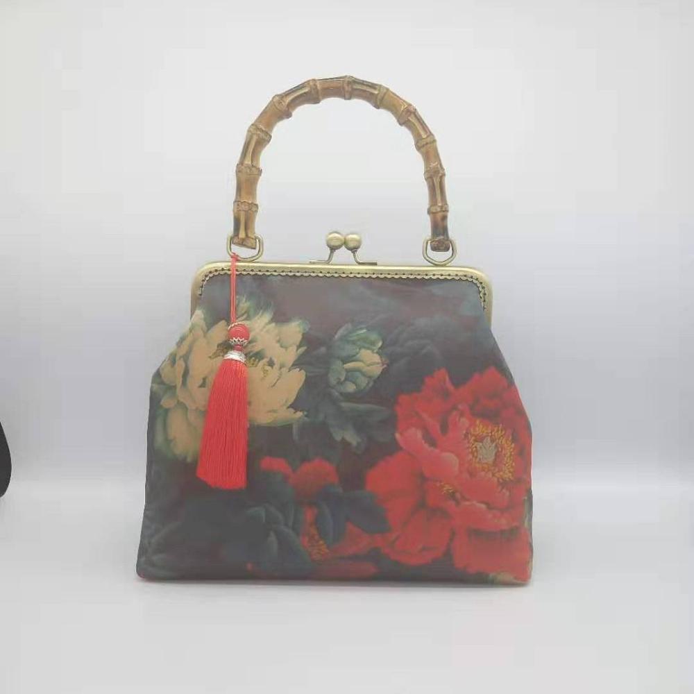 Unique Lock Shell Bags Wood Vintage Flowers Bag Chain Women Shoulder Crossbody Bag Pure Handmade Tote Women&#39;s Handbags: women bag 3