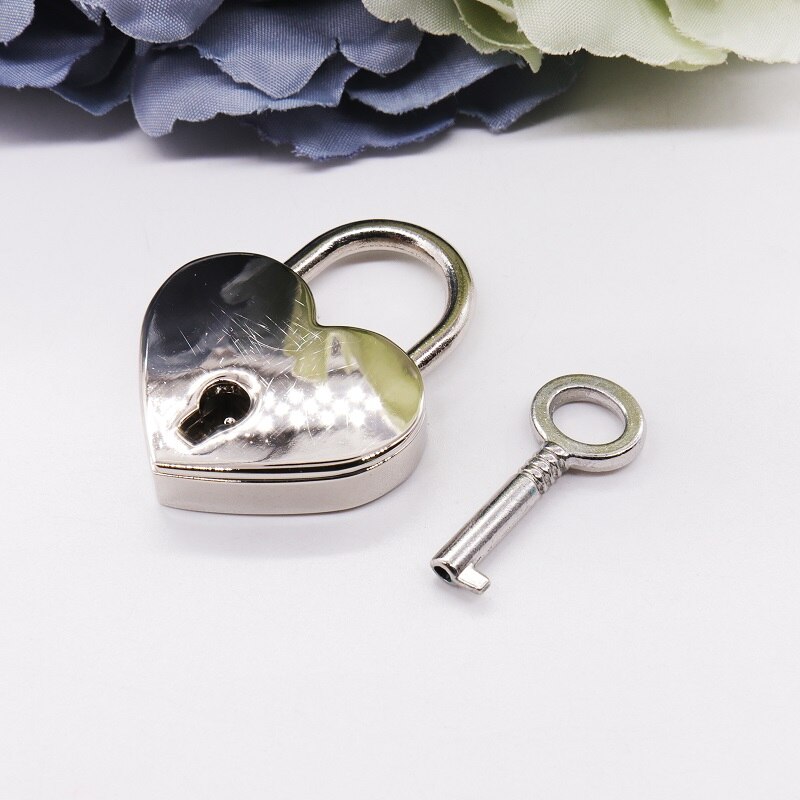 Mini serrure en forme de cœur avec clé, accessoires de jeu de mariage, joli pour les invités, magnifique verrou à souhaits, fournitures de bricolage: sliver
