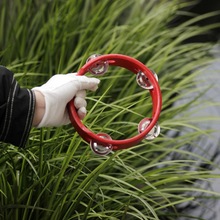 Fest uundværlige forsyninger træ jingle ring musikinstrument pædagogisk legetøj med metal dobbelt række jingles