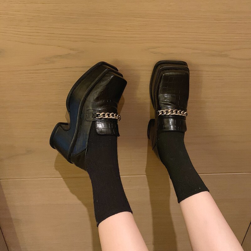 Femmes chaussures de créateur de bout carré talons Femme pompes décontracté chaussures grosses chaussures noir plate-forme chaussures Harajuku Femme