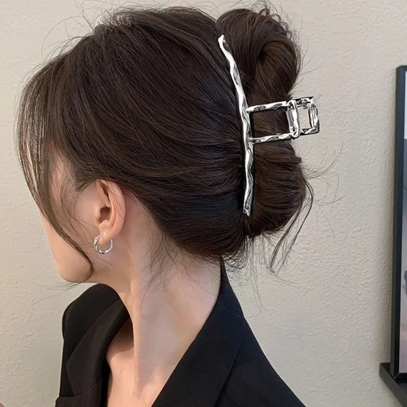 Simple Cross Women Claw Clips Metal Gold Silver Large Medium Shark Crab Clamps Hairgrip for Thick Thin Hair Accessories