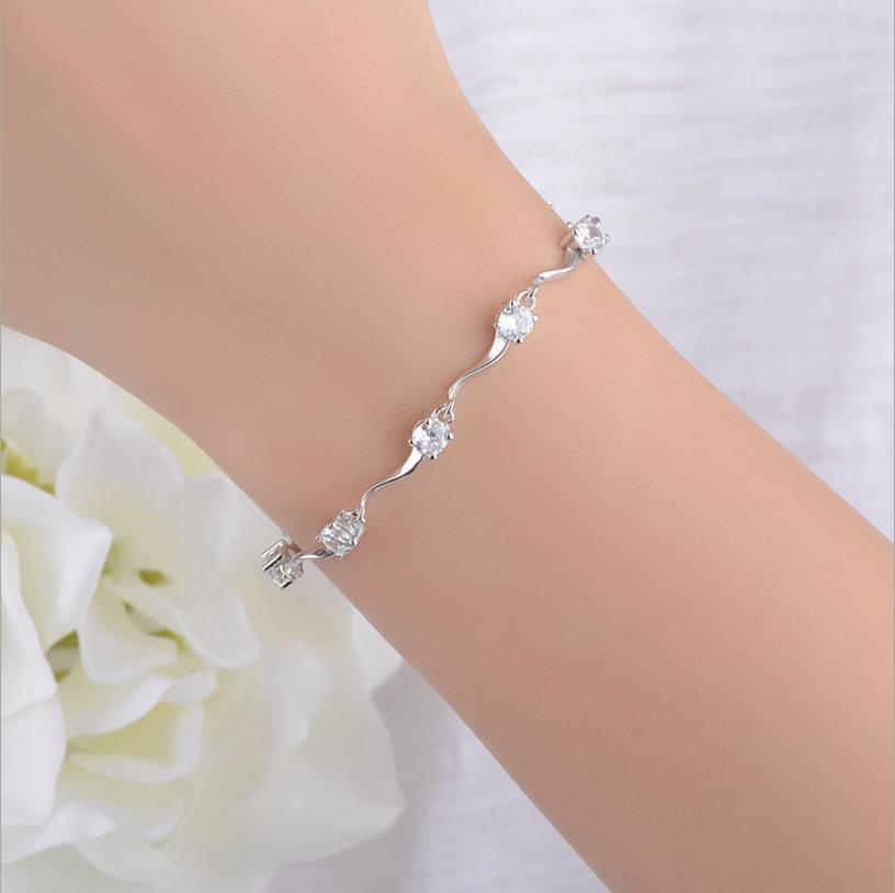 LUKENI 2018 Donne Calde di Vendita 925 Sterling Silver Monili Dei Braccialetti di Fascino Femminile Pietre di Cristallo Amanti Della Signora Regalo Di Natale Bijou