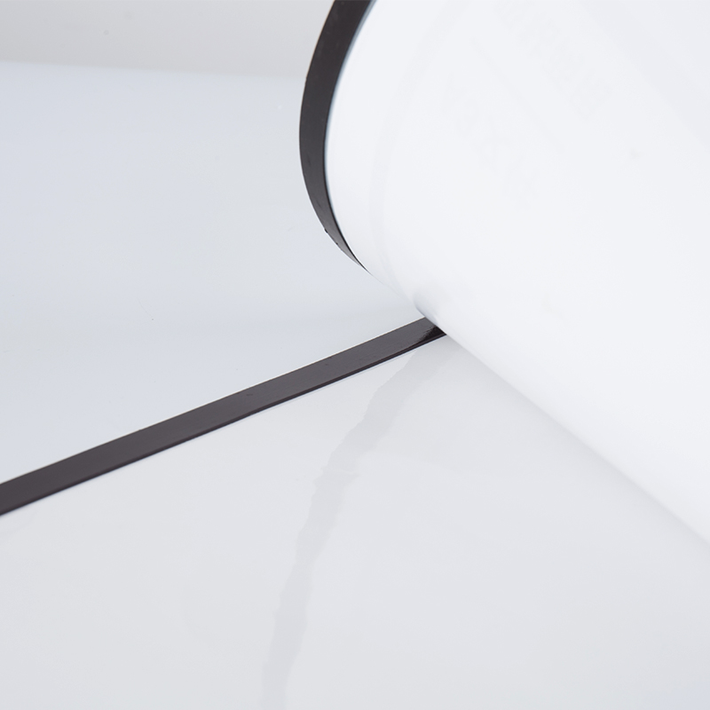 Deli 1 pcs Magnetische teken houder whiteboard opknoping zachte magnetische sterke zuigkracht A3 drukgevoelige lijm presentatie folde