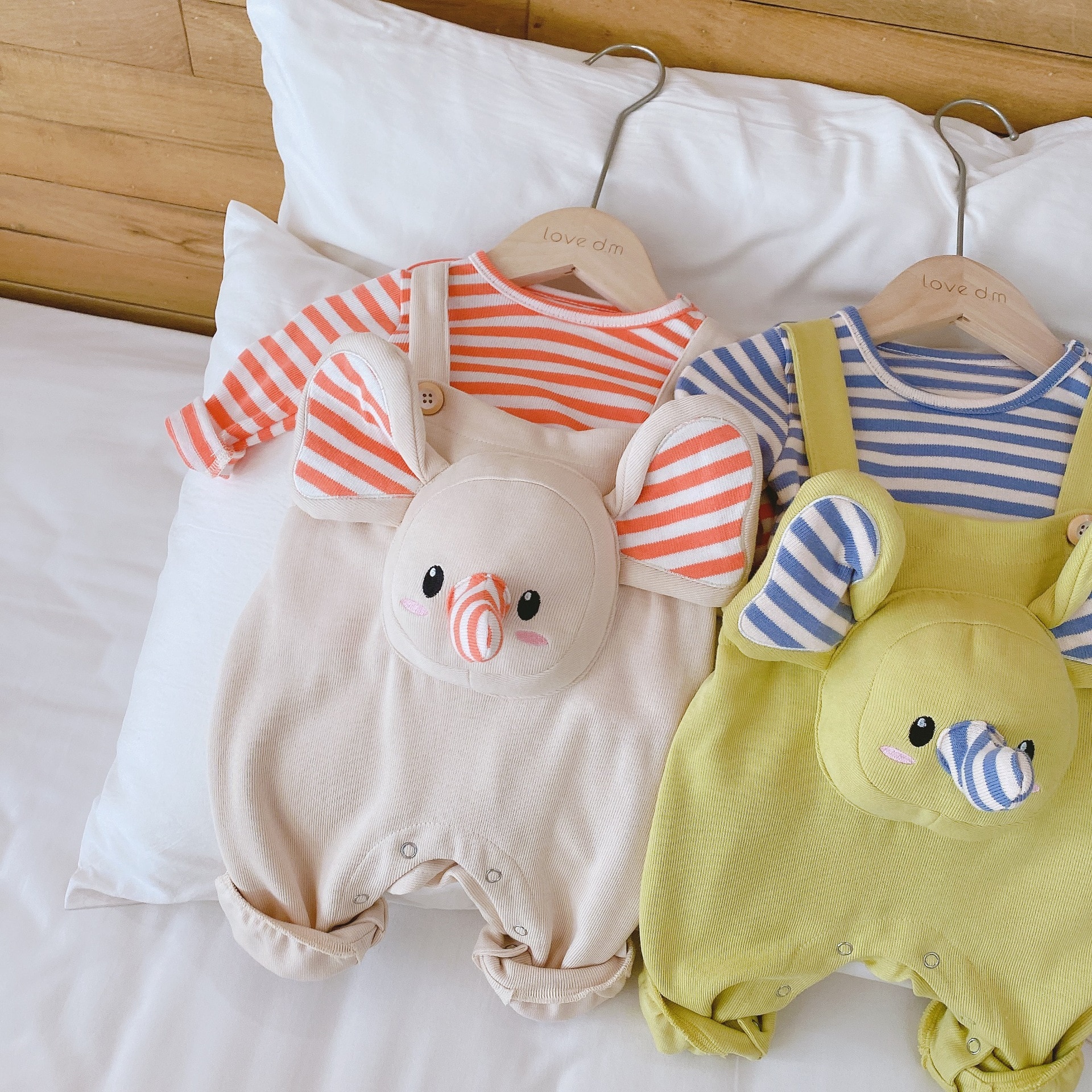 Höst vinter bebis flicka pojke kläder set barn söta djur tryck randiga t-shirt toppar rem byxor djur kläder set 0-18m