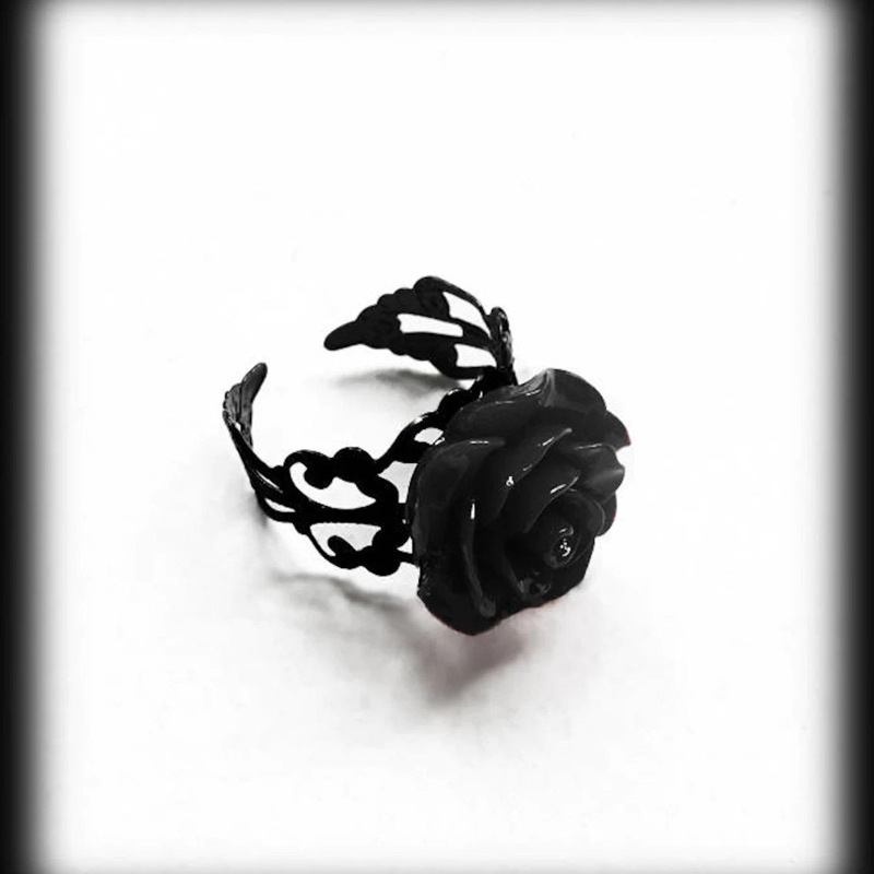 Anillos de apertura de rosa roja estilo gótico Retro para mujer, anillo de dedo hueco con flor de cristal con personalidad Punk, joyería de de Hip Hop Rock: Negro