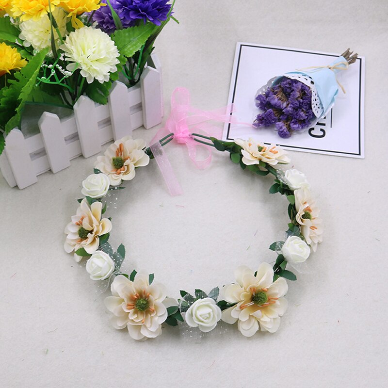 Corona de corona de flores para niña, diadema Floral para niña, accesorios para la cabeza para dama de honor, Tiara para decoración de fotos: milk white