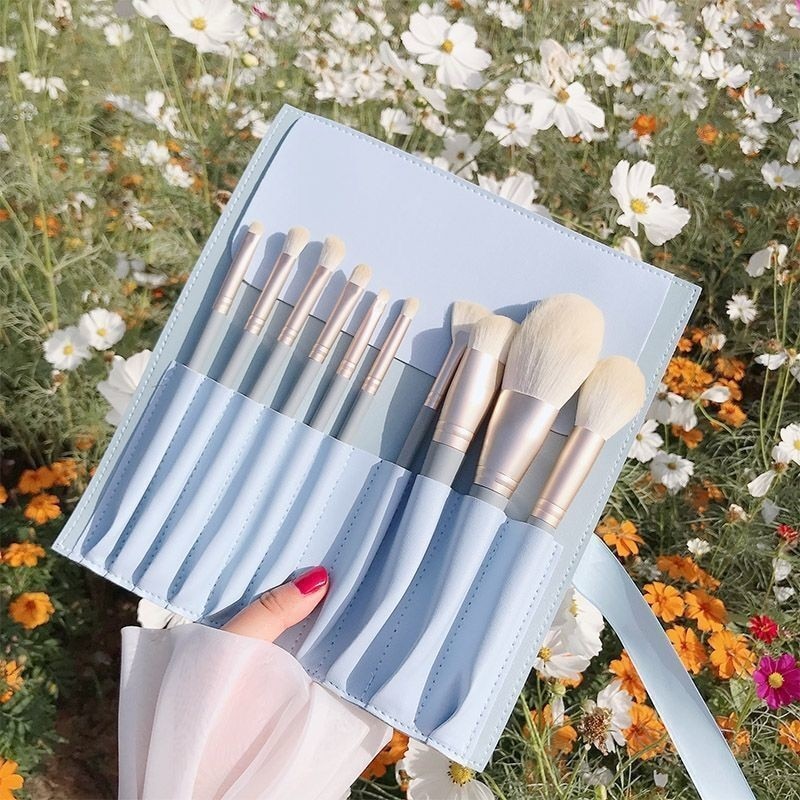 Women's 10 Makeup Brush Set Loose Powder Brush Eyeshadow Refresh Hand Student Full Set of Beauty Brushes