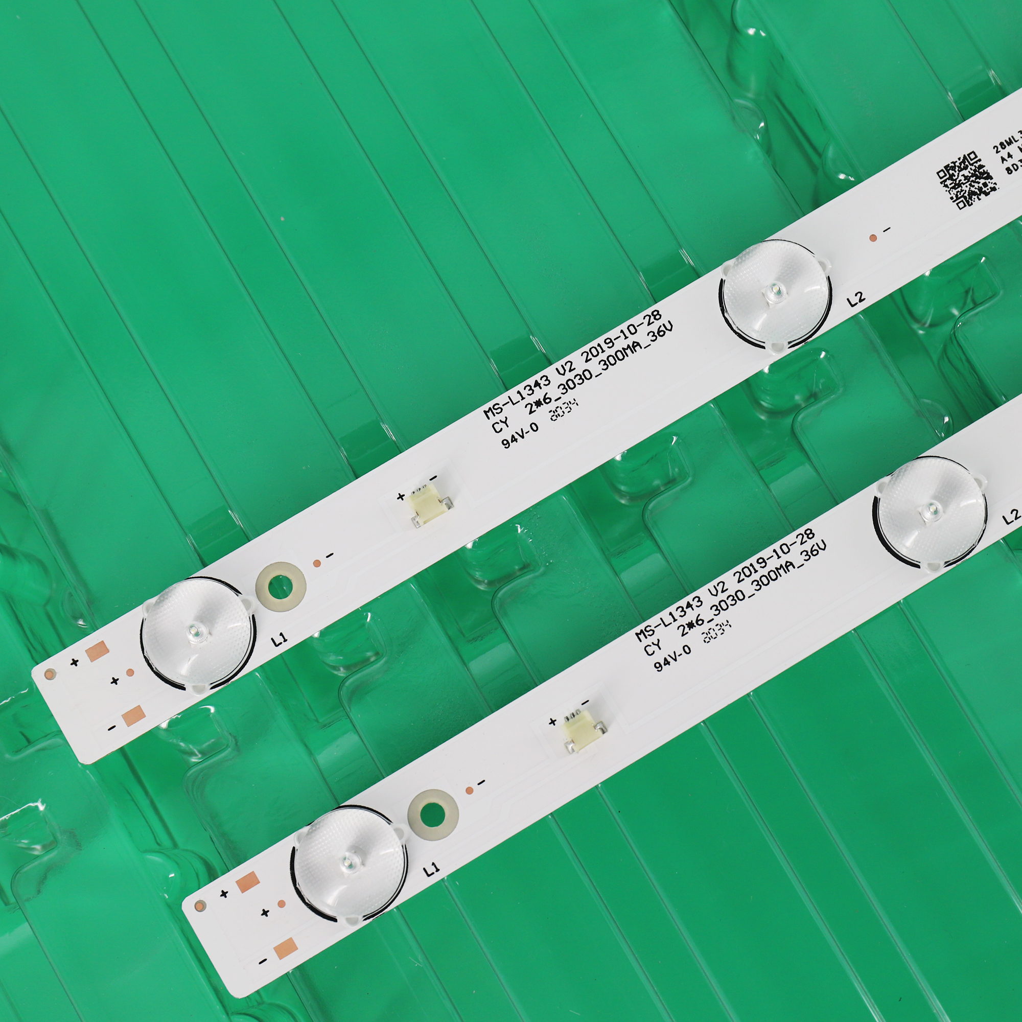 TVs LED Backlight Strips MS-L1343 V1 V2 8D32-DNWR-A3206B 32" LED TV Bars CY 2*6_3030_300MA_36V Bands Rulers JL.D32061330-081AS-M
