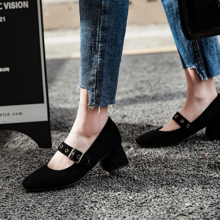 Oversized 10 11 12 ladies high heels women shoes woman pumps Square-headed heavy-heeled single shoes: Black / 8
