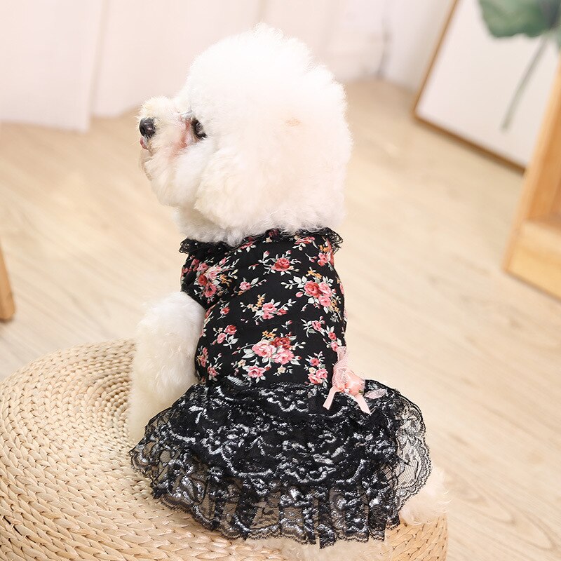Vestido estampado Floral para mascotas, ropa para perro pequeña, falda de disfraz de Bulldog Francés, bonito collar negro para chica de verano