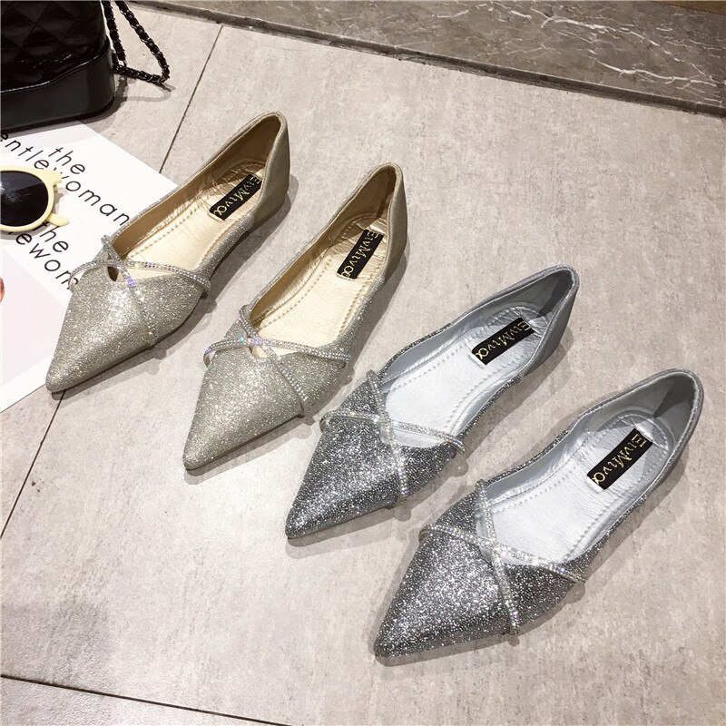 Glitter kristall spetsig tå slip on mockasiner ömma damer lata grunda lägenheter guld&silver fe skor kvinna bling bling loafers