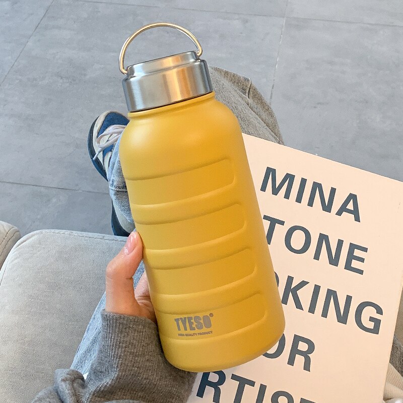 750ml/1000ml podwójny kubek termiczny ze stali nierdzewnej przenośny termos sportowy kreatywny kubek termiczny o dużej pojemności: 750ml / żółty