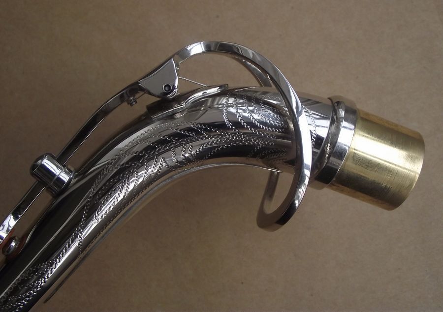Altsaxophon Hals - Vernickeltes Messing - Fallendes E (F) - Ton B
