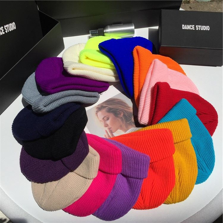 Gorro de lana de punto cálido de Color sólido de invierno y otoño para hombre y mujer, gorro con puños fluorescentes, gorro femenino, gorro cálido, gorro informal