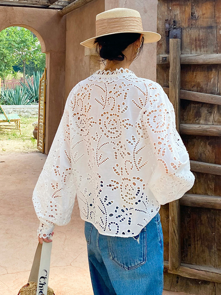 GypsyLady Frankreich Elegante schick Hemd Bluse Blumen- Stickerei Weiß Baumwolle Aushöhlen sexy Langarm Frauen Damen Spitzen