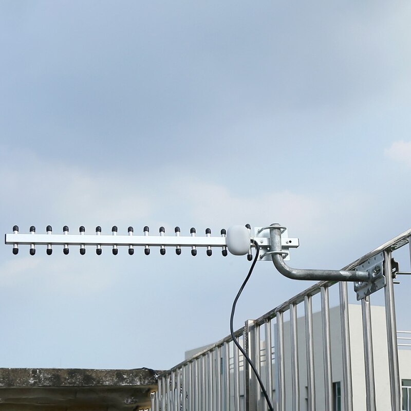 Antenne directionnelle à Gain élevé -4G 28db, tête SMA / CRC9/TS9, câble de 1.5M, antenne Yagi 4G à large bande