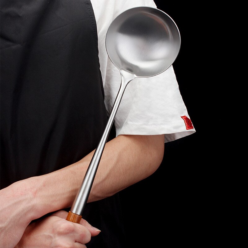 304 Stainless Steel spatula spoon with wooden handle lengthened cooking spoon anti-scalding cooking shovel kitchenware
