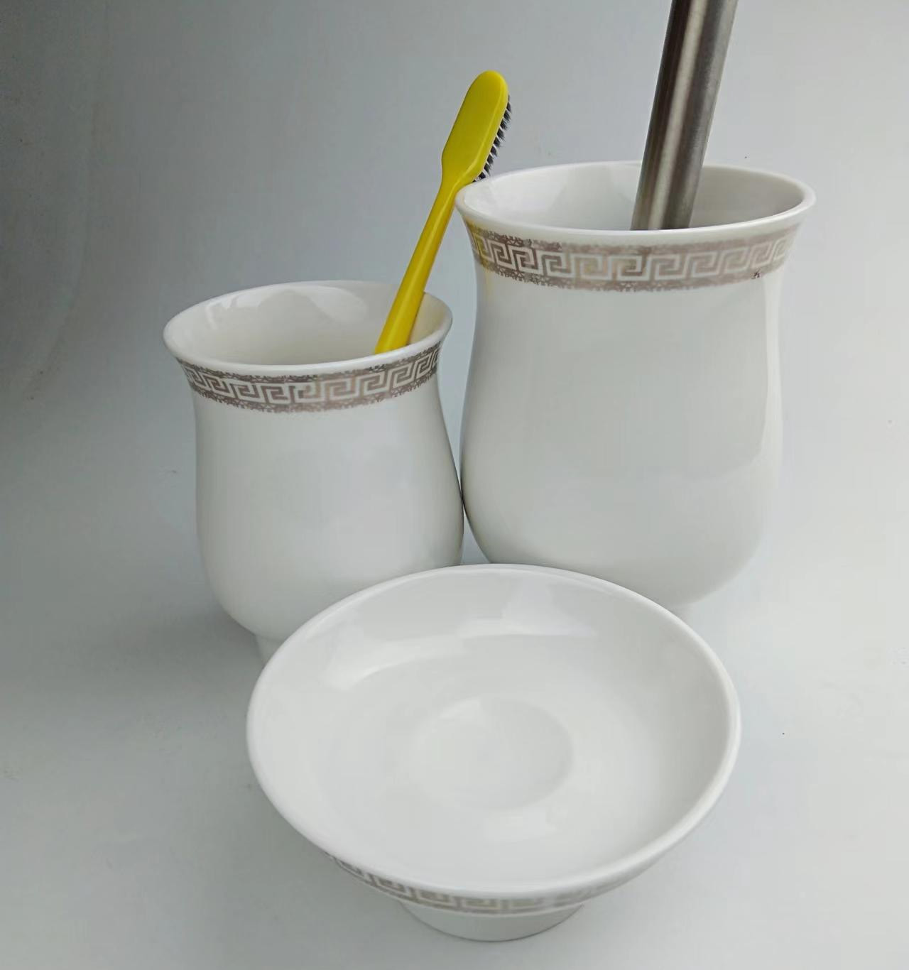 Jabonera de cerámica para baño, taza para cepillo de dientes blanco, soporte para escobilla de baño, dispensador de jabón líquido montado en la pared