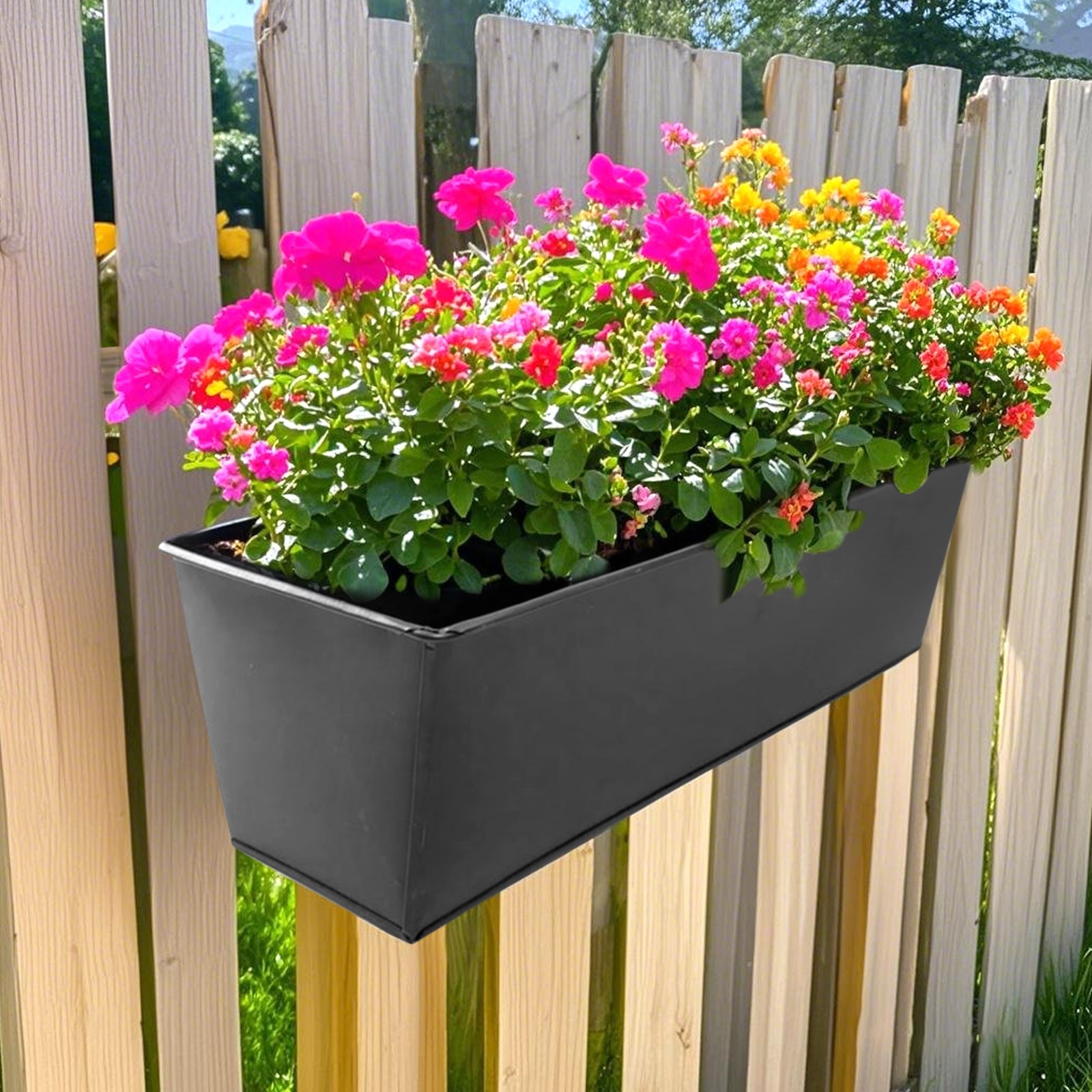 Udendørs planter sort metal jern hængende blomsterpotter terrasser rækværk hegn spande moderne boheme vægmonteret vindueskasse