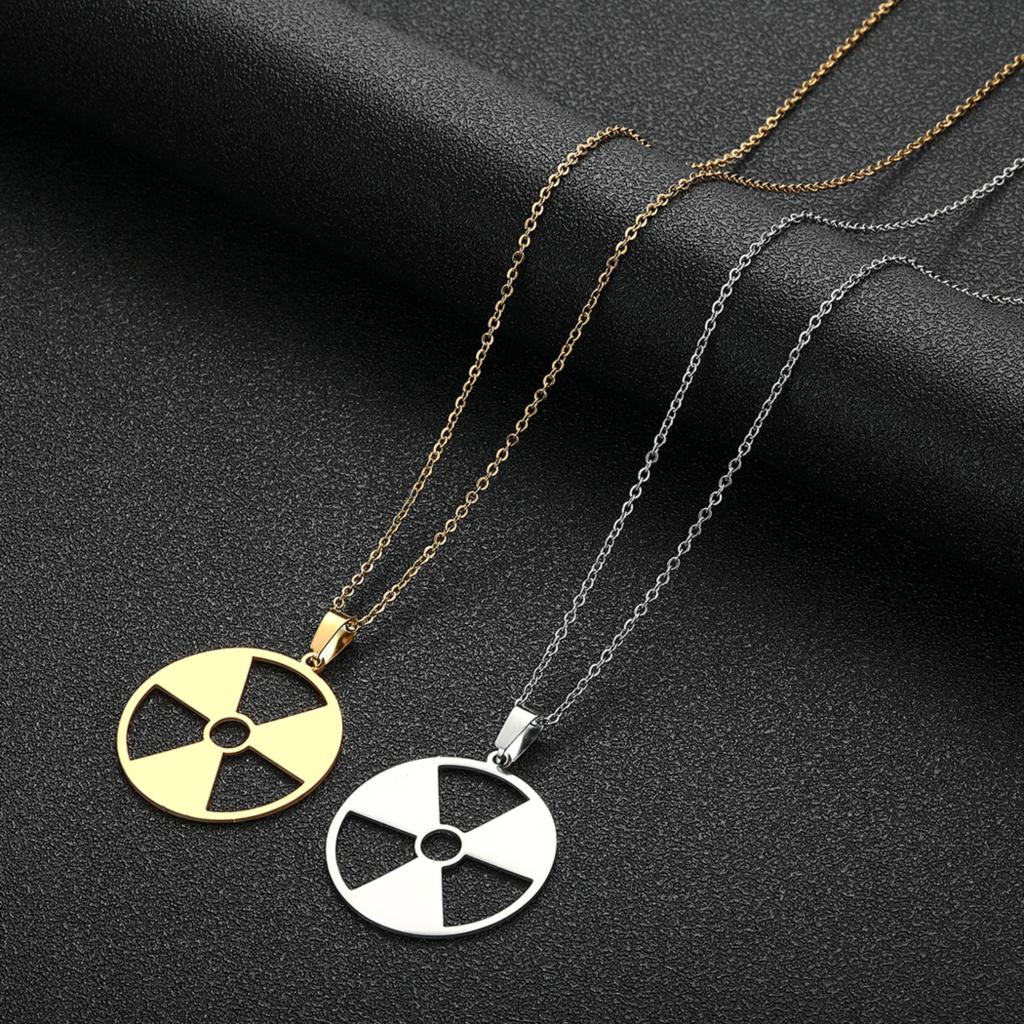 Kinitial Janeiro-colgante con símbolo de peligro de radiación, collar radiactivo, Logo de Hulk, emblema Nuclear, logotipo Cyber Goth, estampado Stalker