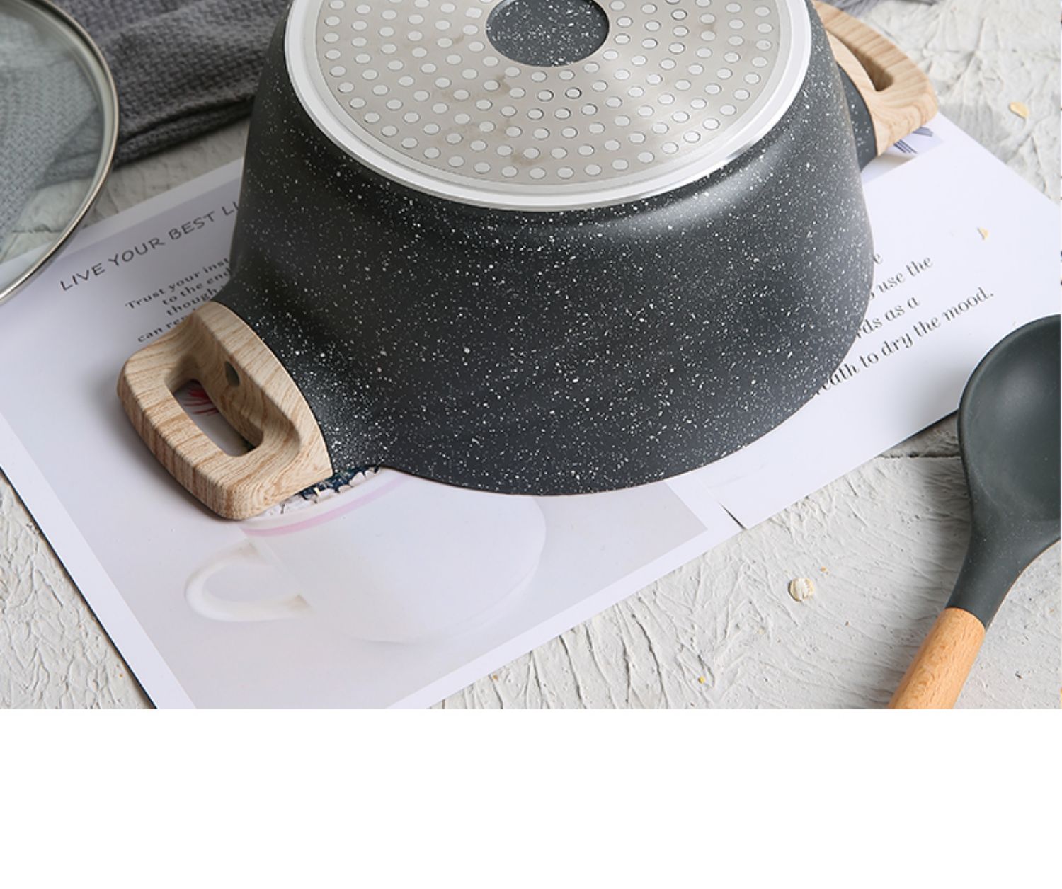 24cm soup pot steaming non-stick stew household cooking pot braised meat gas-fired electromagnetic furnace application cookware