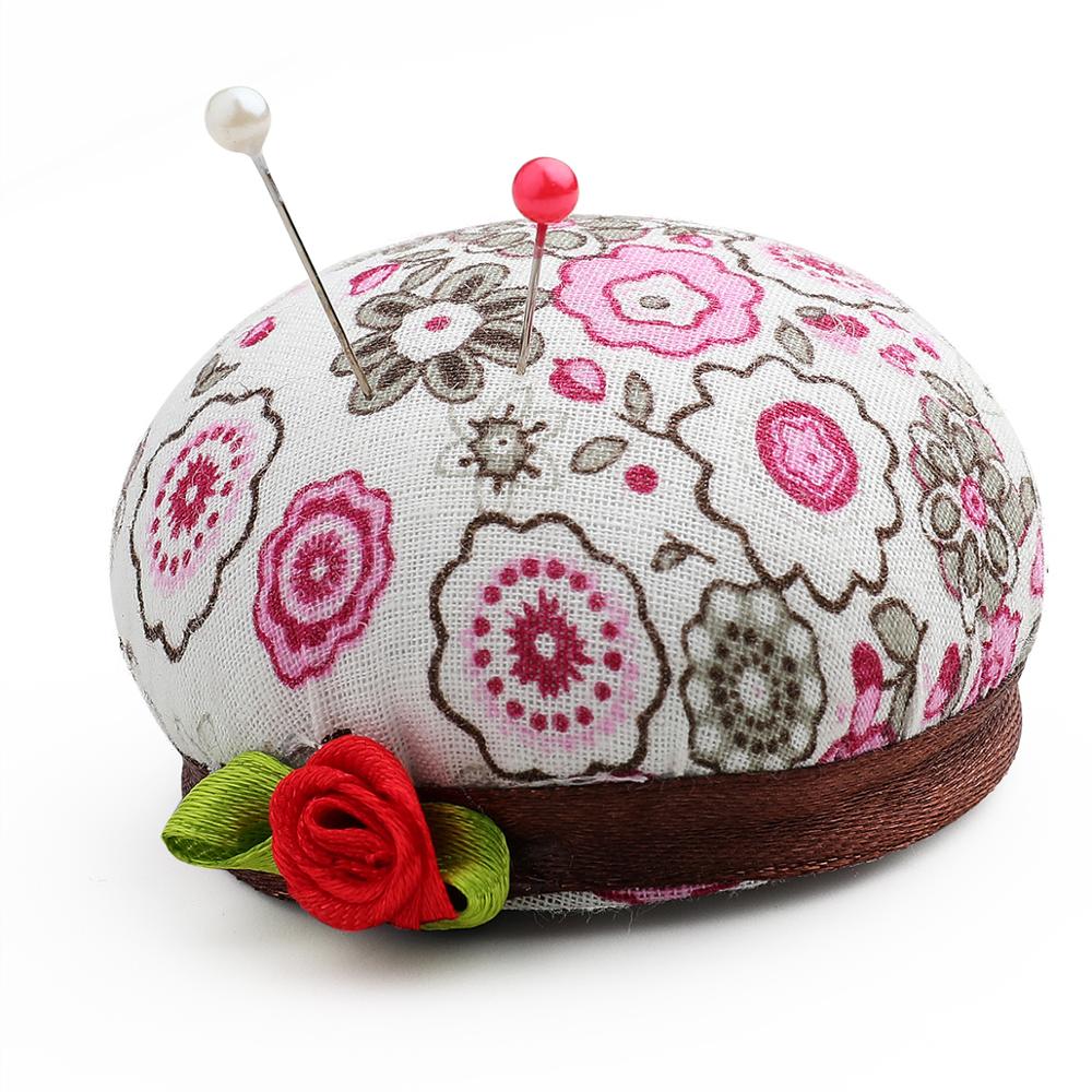 Cupcake Shape Pin Cushion Wrist Strap Random DIY Craft Cotton Fabric Needlework Accessories Red Plaid Needle Safety Pin Cushion: style 4 random color