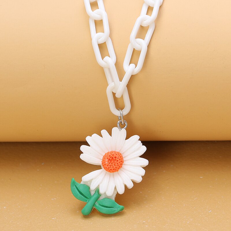 Chic Colorful Daisy Flower Pendant Necklace For Women Cute Resin Square Chain Choker Necklace Jewelry For Girl Spring: XL1975