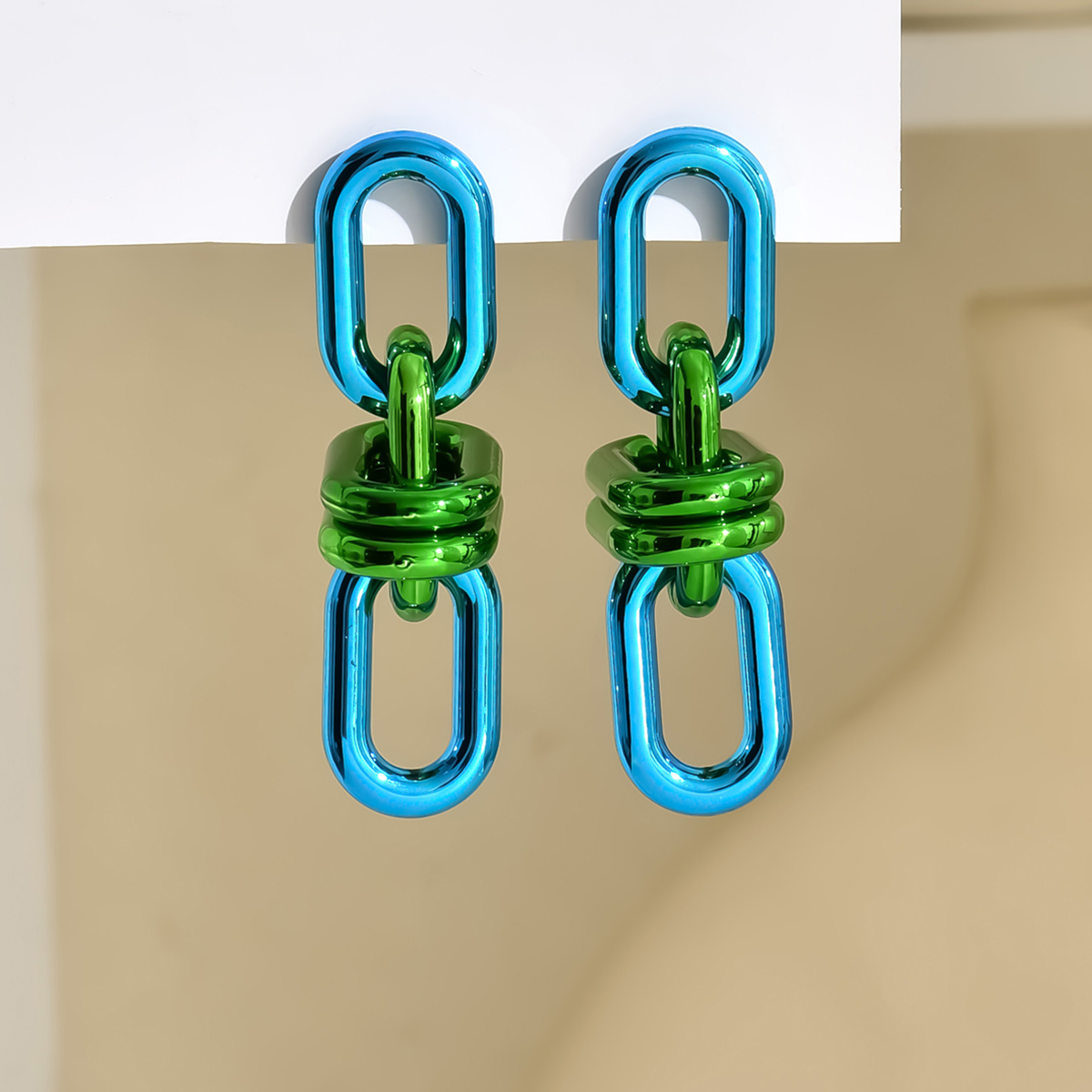 Pendientes largos de cadena geométrica acrílica Vintage para mujer, aretes colgantes verdes metálicos Punk, joyería y2k 2023