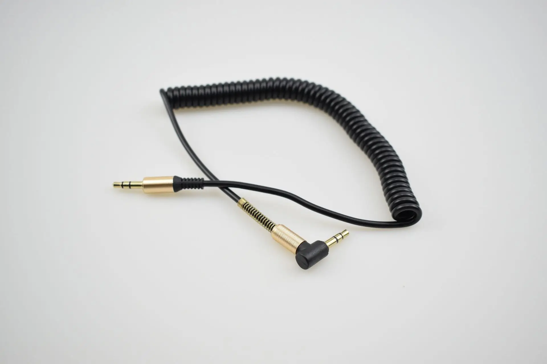 3.5 Jacek AUX Kabel audio 3.5MM męnarty robić męskiego Kabel robić telefonu Głośnik samochodowy MP4 Słuchawki 1.8M Jacek 3.5 Sprężynowe kable audio: czarny