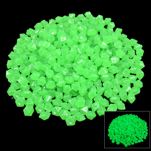300Pcs 14mm Aquarium Glow Rocks Luminous Stones Glow in The Dark Pebbles Home Garden Decoration Outdoor Yard Lawn Path Decor: green