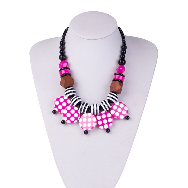 Trendy Resin Wood Necklaces With Circle Pendant for Women Round Geometric Acrylic Beaded Chains Jewelry Necklace: pink