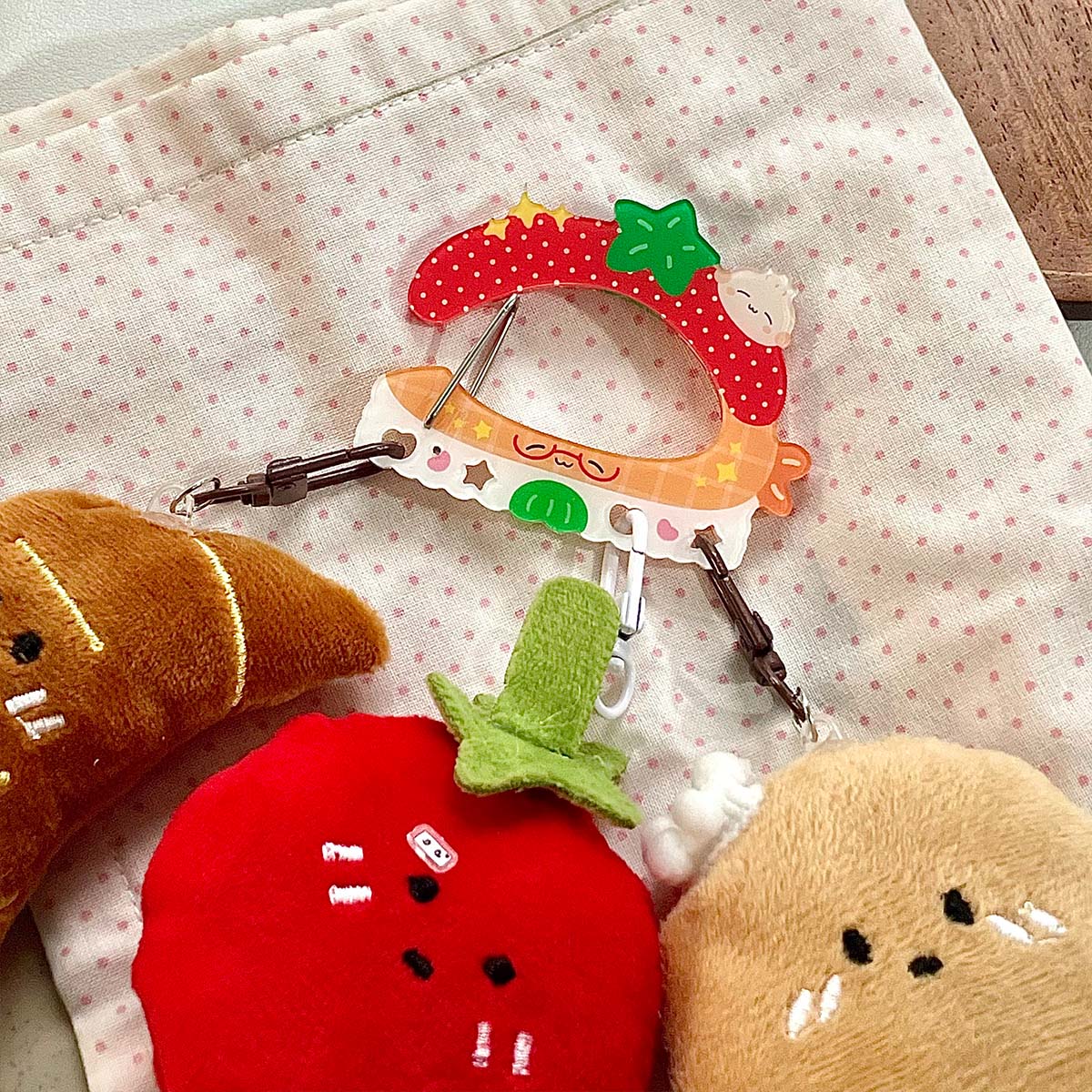 WAKAWAKA Cute Acrylic Charm Carabiner Korean Style Keychain Scrapbook Ita Bag Decor Accessories