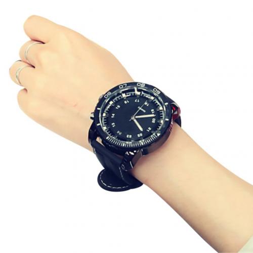 Sport Analoge Unisex Paar Horloge Mannen Kijken Vrouwen Quartz Klok Horloge Faux Lederen Band Mode Horloge Voor Liefhebbers: Black