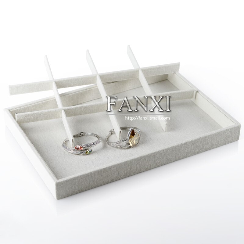 Fanxi træ smykker pakningsbakke med linned til smykker butiksdisk og vinduesbeige linned ringbakker
