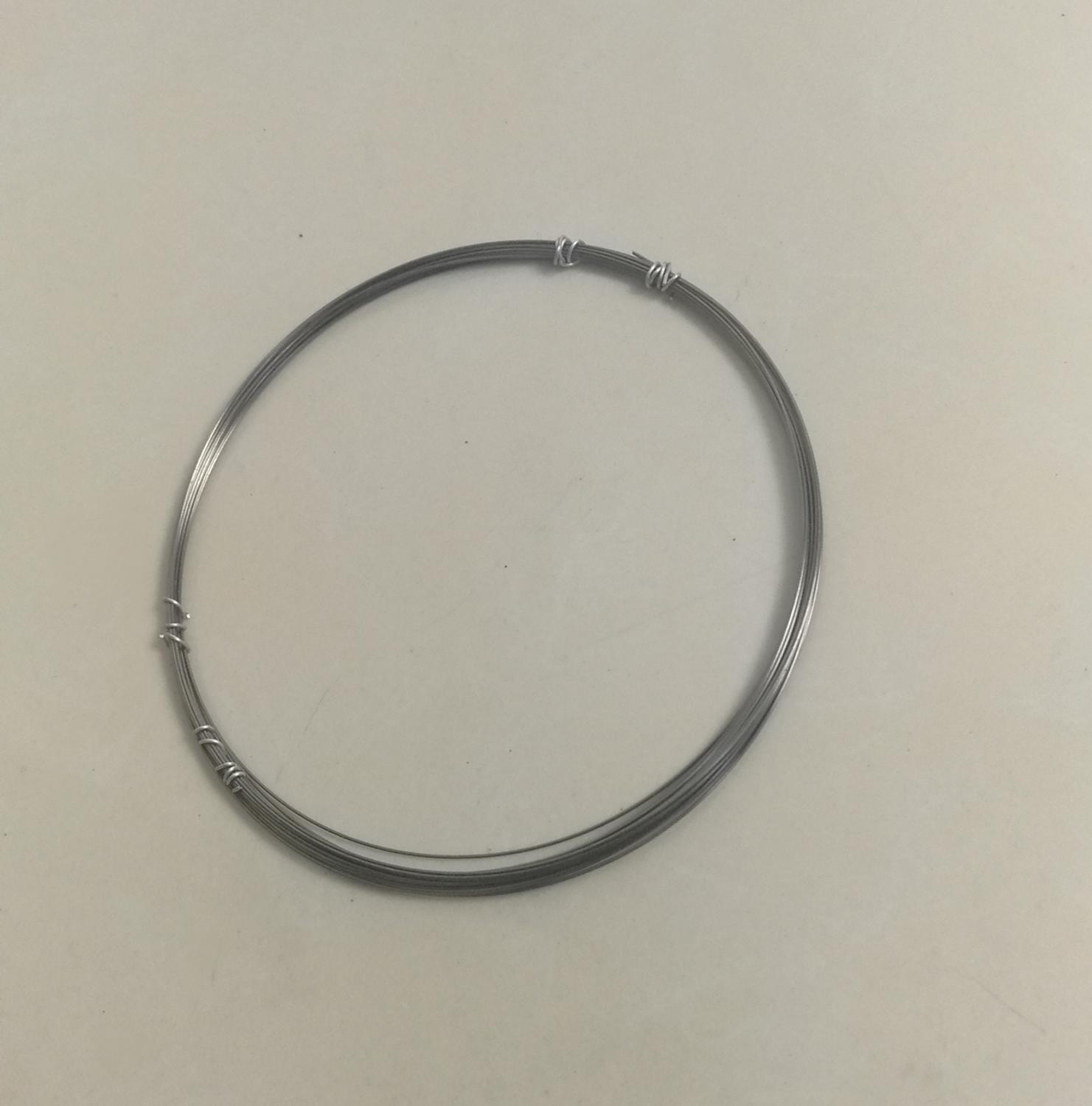 Alambre de tungsteno brillante de 0,5mm de diámetro de alta pureza para experimentos industriales, calentamiento al vacío con Material de aproximadamente 5 metros