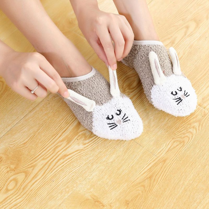 1 Pair Lady Winter Fuzzy Warm Slipper Floor Socks Cute Cartoon Animal Embroidery Coral Velvet Hosiery Footlet Sock Warmer